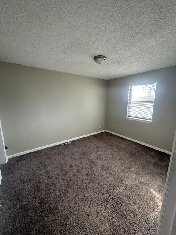 Foto del edificio - 541 S Deveron Dr