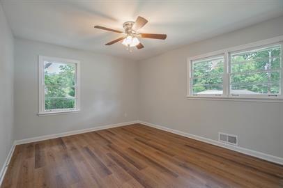 Foto del edificio - 1248 Cliffwood Dr