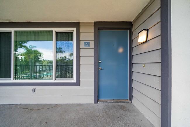 Building Photo - 1150 Meadow Lake Dr