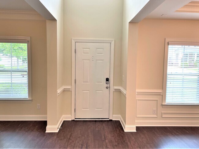 Foto del edificio - 16827 Rudence Ct