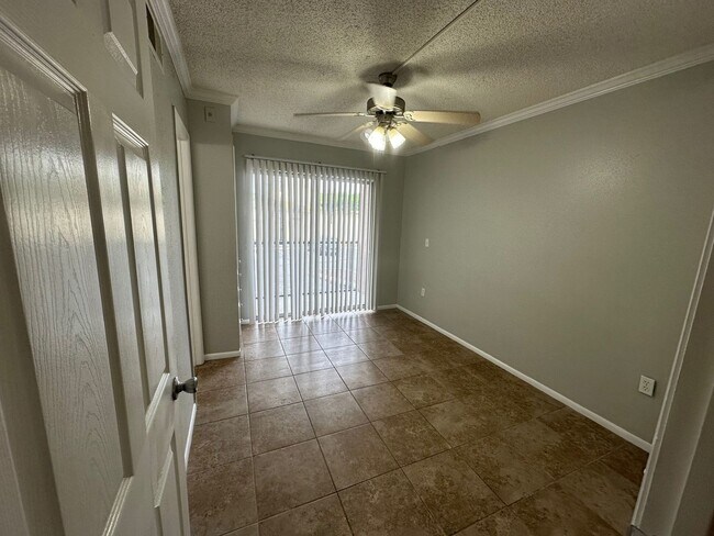 Foto del edificio - 2br - 1000ft2 - Affordable UPTOWN AREA 2 F...