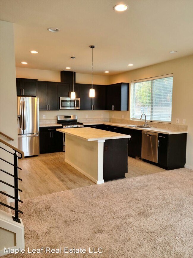 Building Photo - 5 br, 2.5 bath House - 16030 SE 252nd Pl