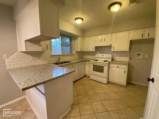 Foto del edificio - 4414 Burkegate Dr