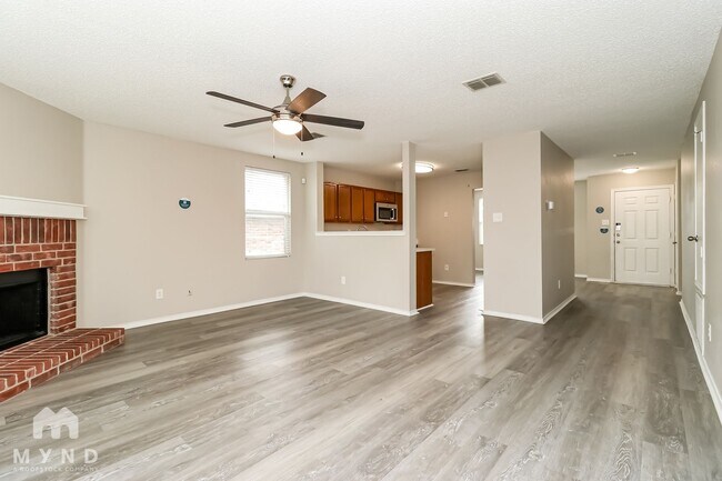 Foto del edificio - 716 Tuscany Trail