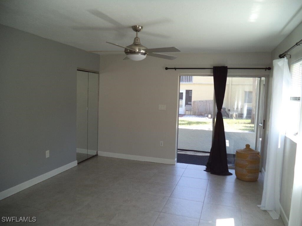 Foto del edificio - 8093 Country Rd