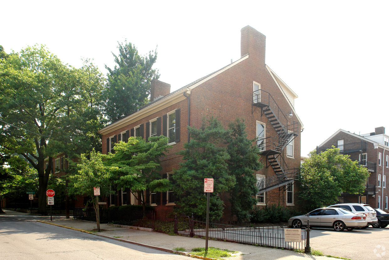 Building Photo - 190 Market St