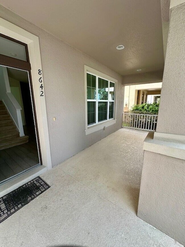 Foto del edificio - 4 bed 2.5 bath in WINDERMERE TRAILS!