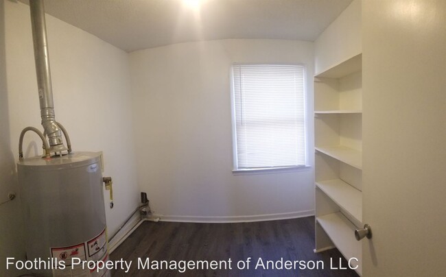 Building Photo - 130 Tanglewood Dr