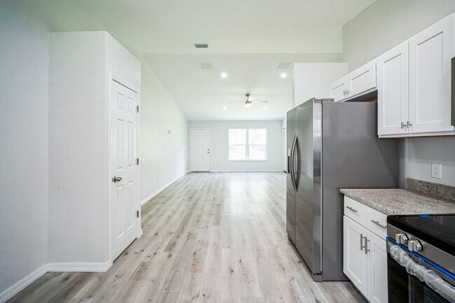 Foto del edificio - 1742 Magnolia St