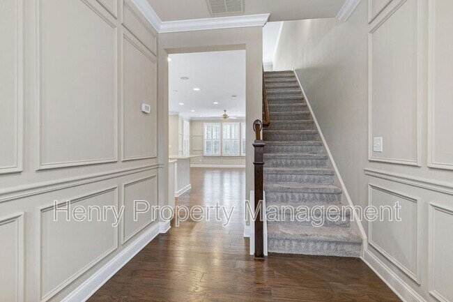 Foto del edificio - 535 Methven Grove Dr
