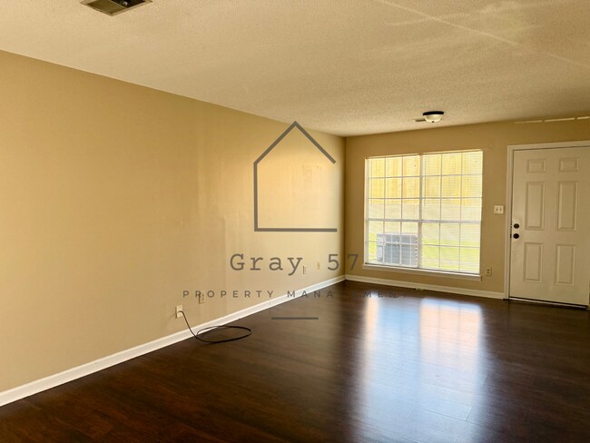 Foto del edificio - 2 bed, 1.5 bath townhome in Helena