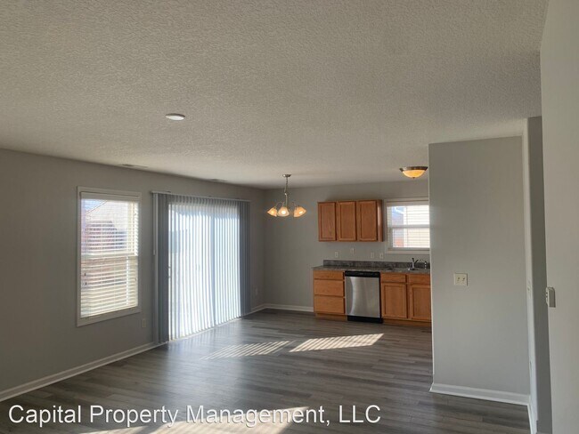 Building Photo - 3 br, 2 bath House - 3915 Nadina Cove