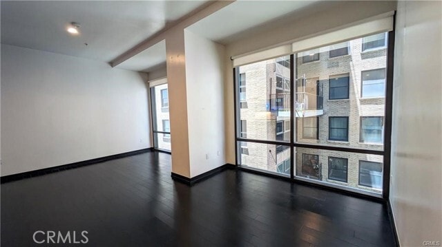 Building Photo - 655 S Hope St