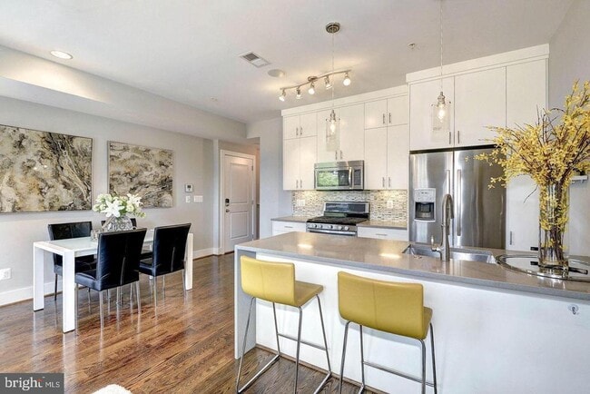 Foto del edificio - 1478 Harvard St NW