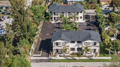 Building Photo - 5750 SW 44th St