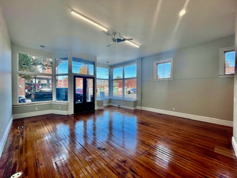Foto principal - 2900 Cherokee St