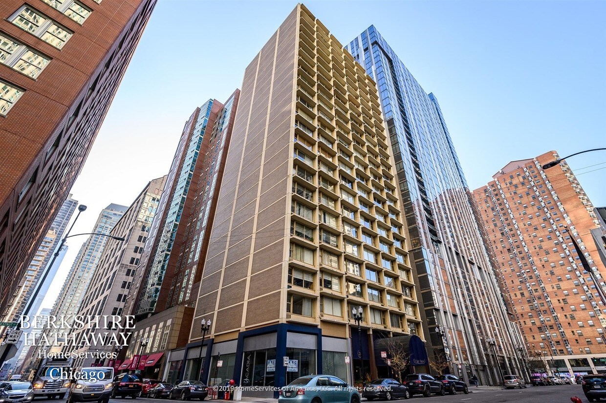 Foto principal - 21 E Chestnut St