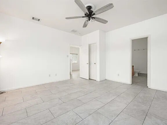 Foto del edificio - 20827 Settlers Lake Cir N