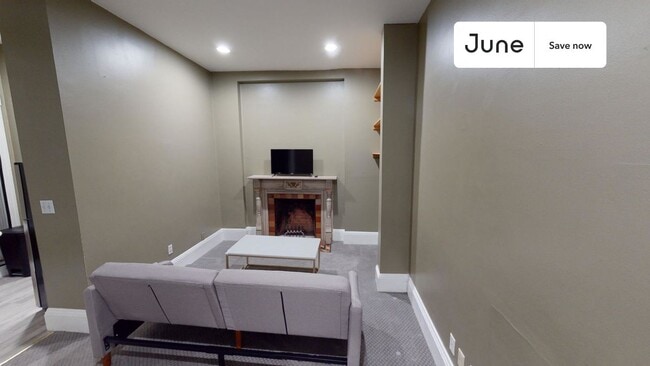 Building Photo - 4 Symphony Rd