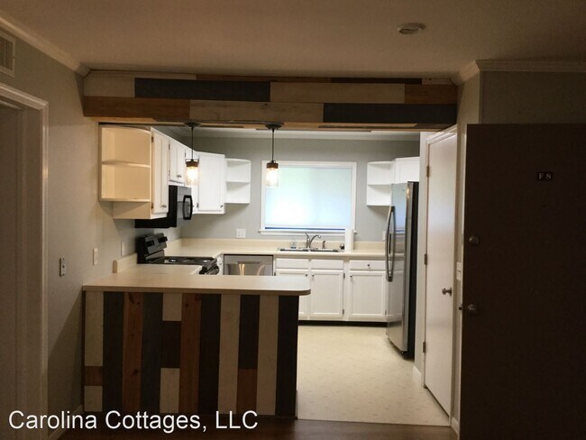 Building Photo - 2 br, 2 bath House - 23 Lake Drive F8