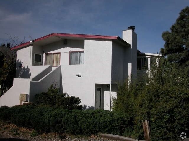 Foto del edificio - 1109-1113 Chelwood Park
