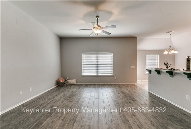 Foto del edificio - Beautiful 3 Bedroom 2 Bathroom Home in Edmond!