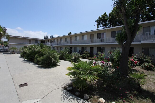 Ashtree Apartments Westminster Ca Apartments Com