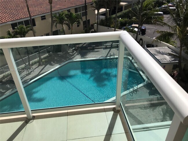 Foto del edificio - 6000 N Ocean Blvd