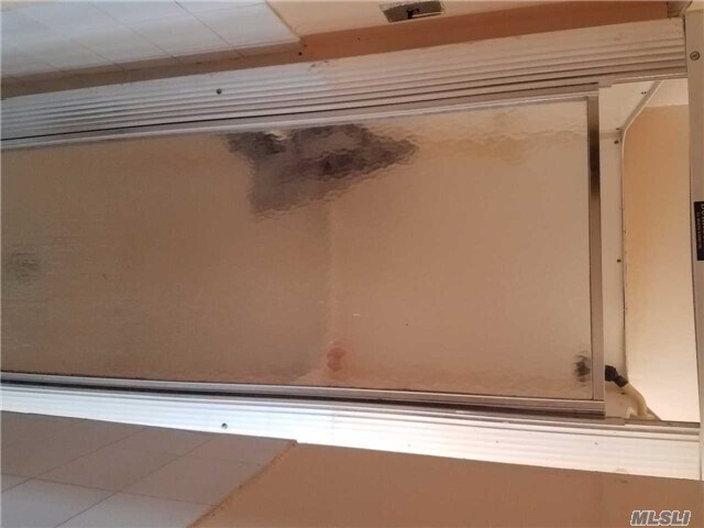 Building Photo - 172-14 90th Ave