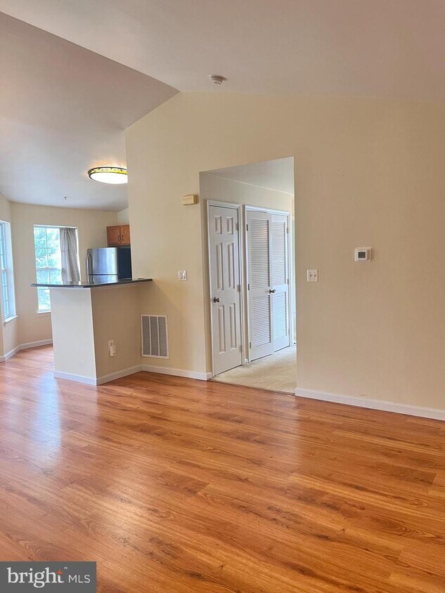 631 Constellation Square SE Unit L, Leesburg, VA 20175 Room for Rent
