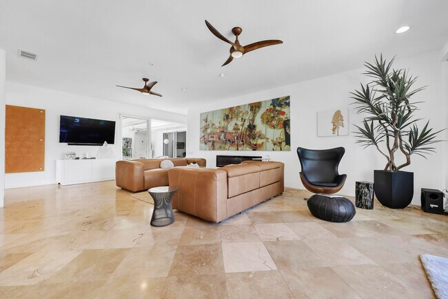 Foto del edificio - 49845 Lago Dr