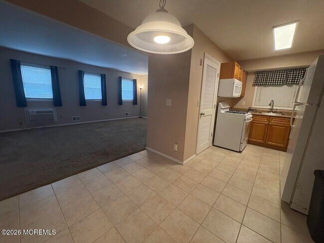 Foto del edificio - 601 Mistletoe Ave