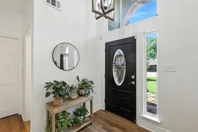 Foto del edificio - 601 Summer Hill Ct