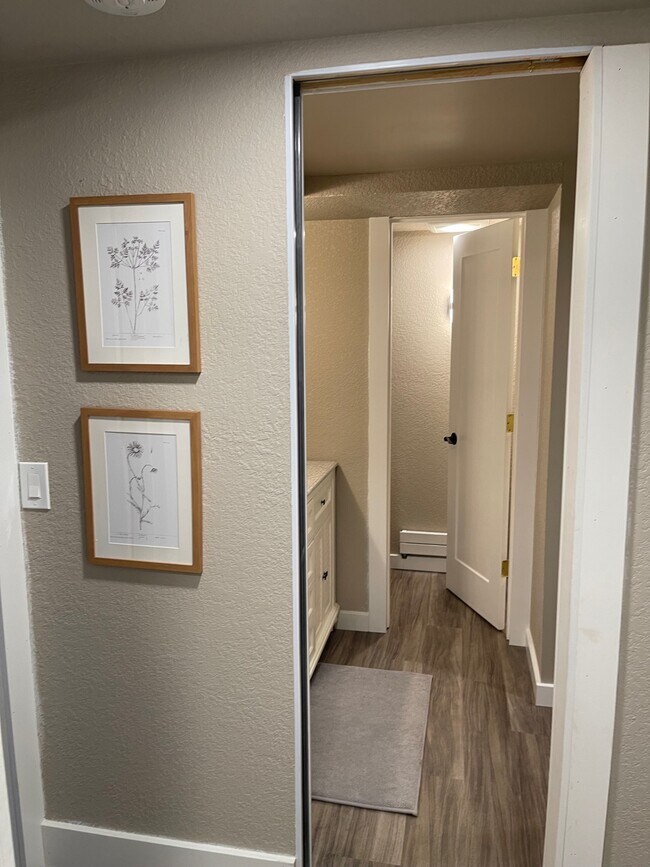 Baño principal en suite - 134 W 11th Ave