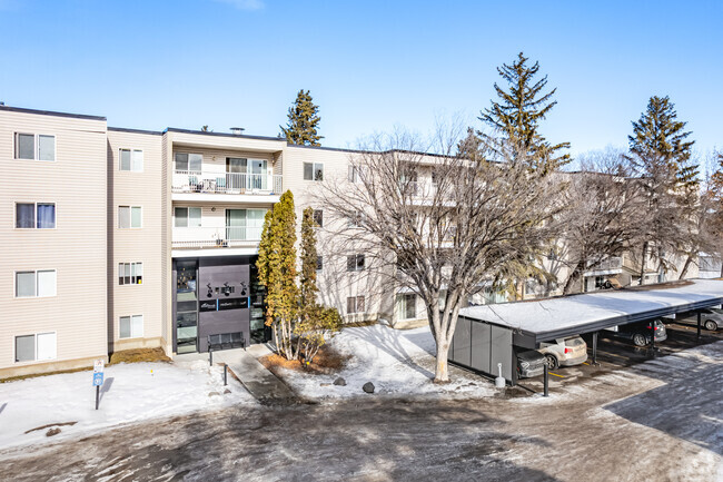 Building Photo - Redwood Court