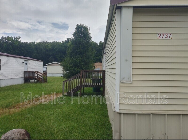 Primary Photo - 2737 Dove Ln