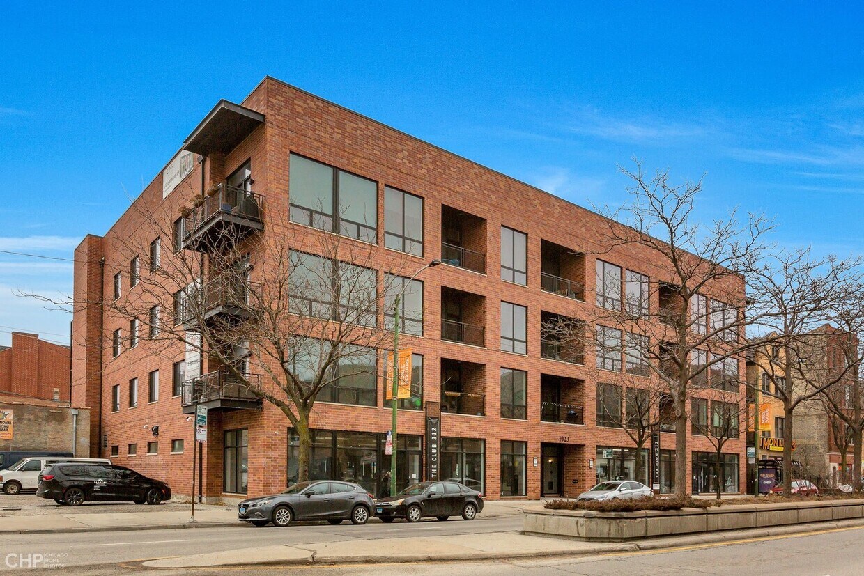 1023 N Ashland Ave Unit 201, Chicago, IL 60622 Condo for Rent in