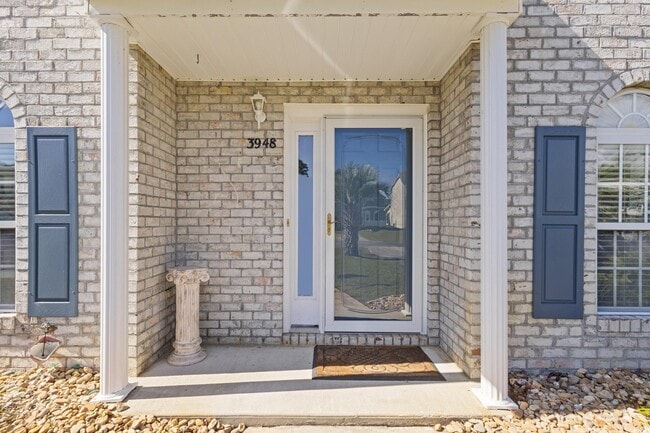 Building Photo - 3948 Tybre Downs Cir