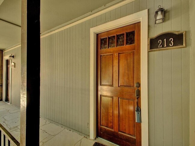 Foto del edificio - 1500 East Side Dr