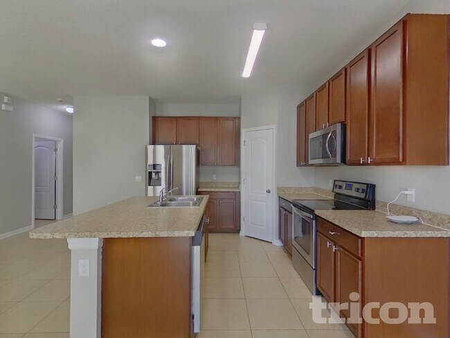 Foto del edificio - 3252 Zander Dr