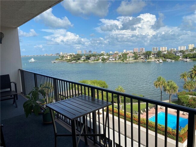 Foto del edificio - 6 Belleview Blvd