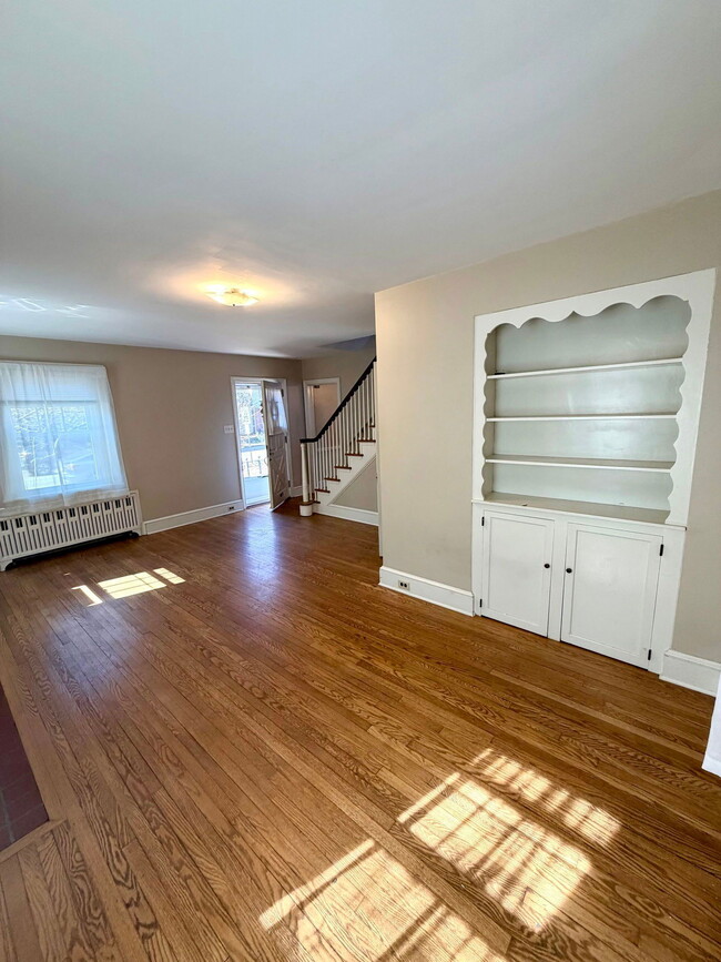 Building Photo - 111 Atkins Ave