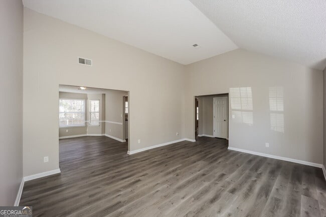 Building Photo - 426 Pecan Wood Cir