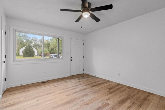 Building Photo - New remodeled