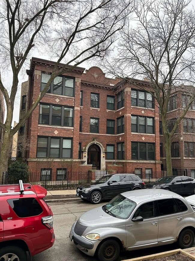 Building Photo - 919 W Margate Terrace