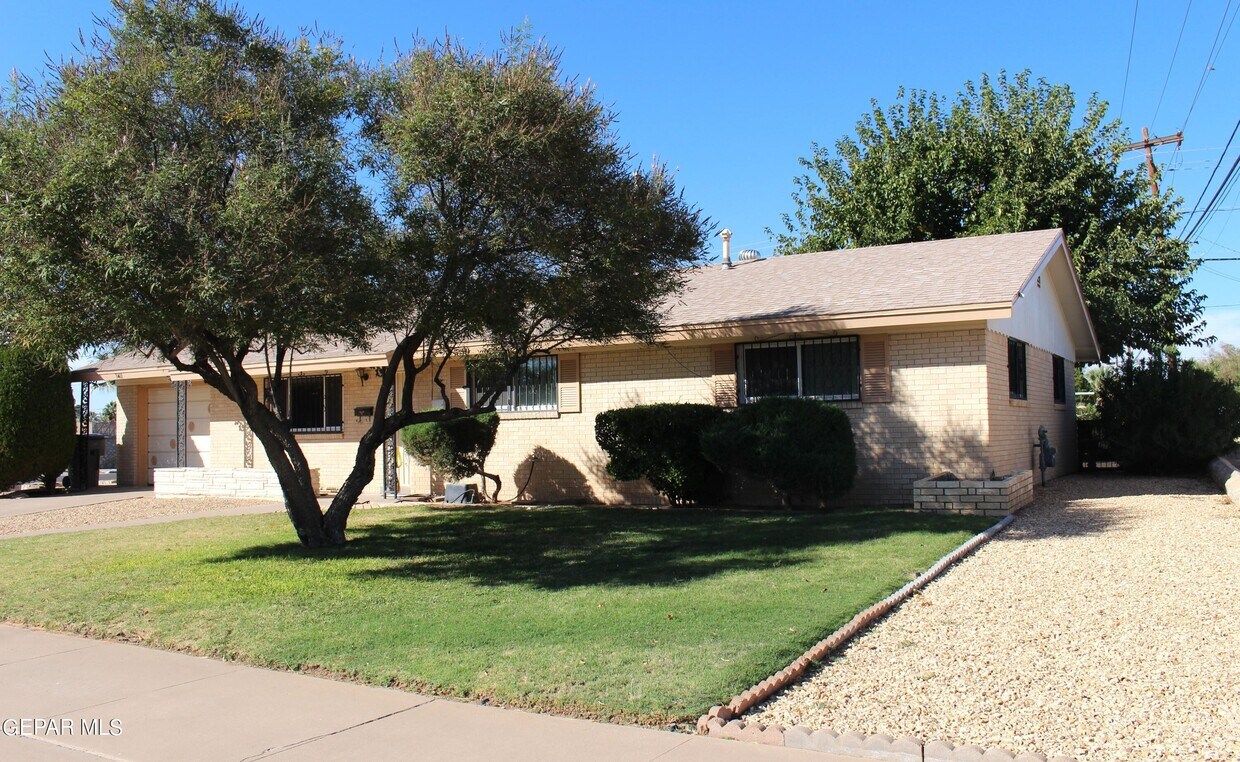 3401 Kirkcaldy St, El Paso, TX 79925 House Rental in El Paso, TX