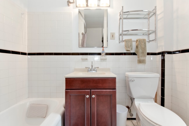 Bathroom - 1508 17th St NW