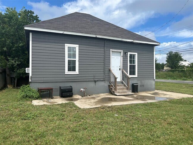 Foto del edificio - 400 Symes St