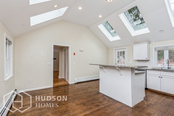 Foto del edificio - NOW AVAILABLE! 258 Tremont St, Rehoboth, M...