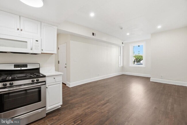 Foto del edificio - 1038 6th St NE